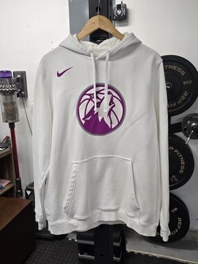 Nike White NBA Pullover Hoodie with Black Tag